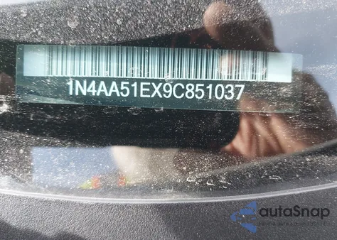 2009 Nissan Maxima 3.5 S z USA, uszkodzony, nr VIN 1N4AA51EX9C851037